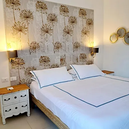Luagos Club Hotel 3*