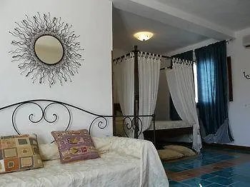 Luagos Club Hotel 3*